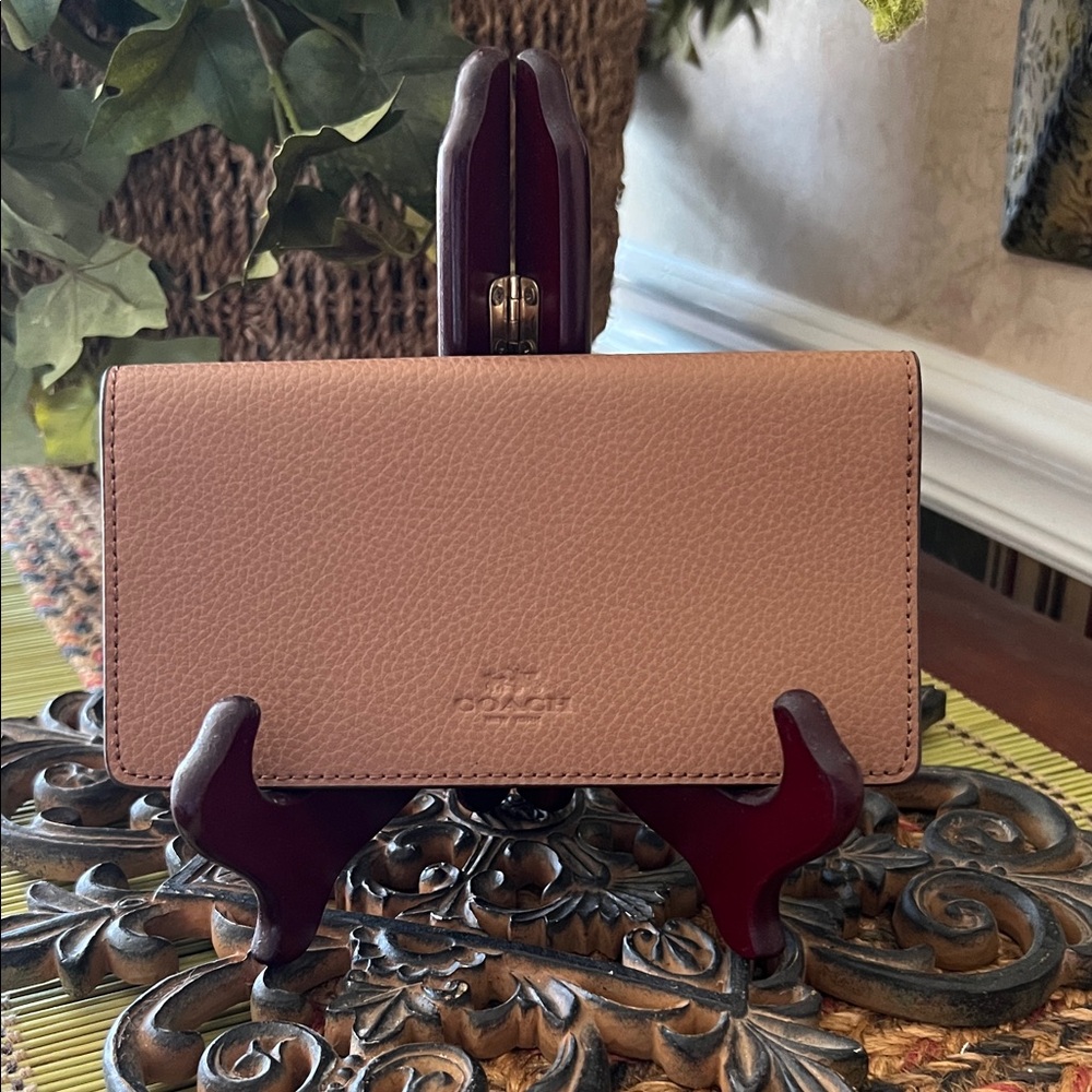 Coach Medium Brown Pebbled Leather Checkbook Wallet. VGUC